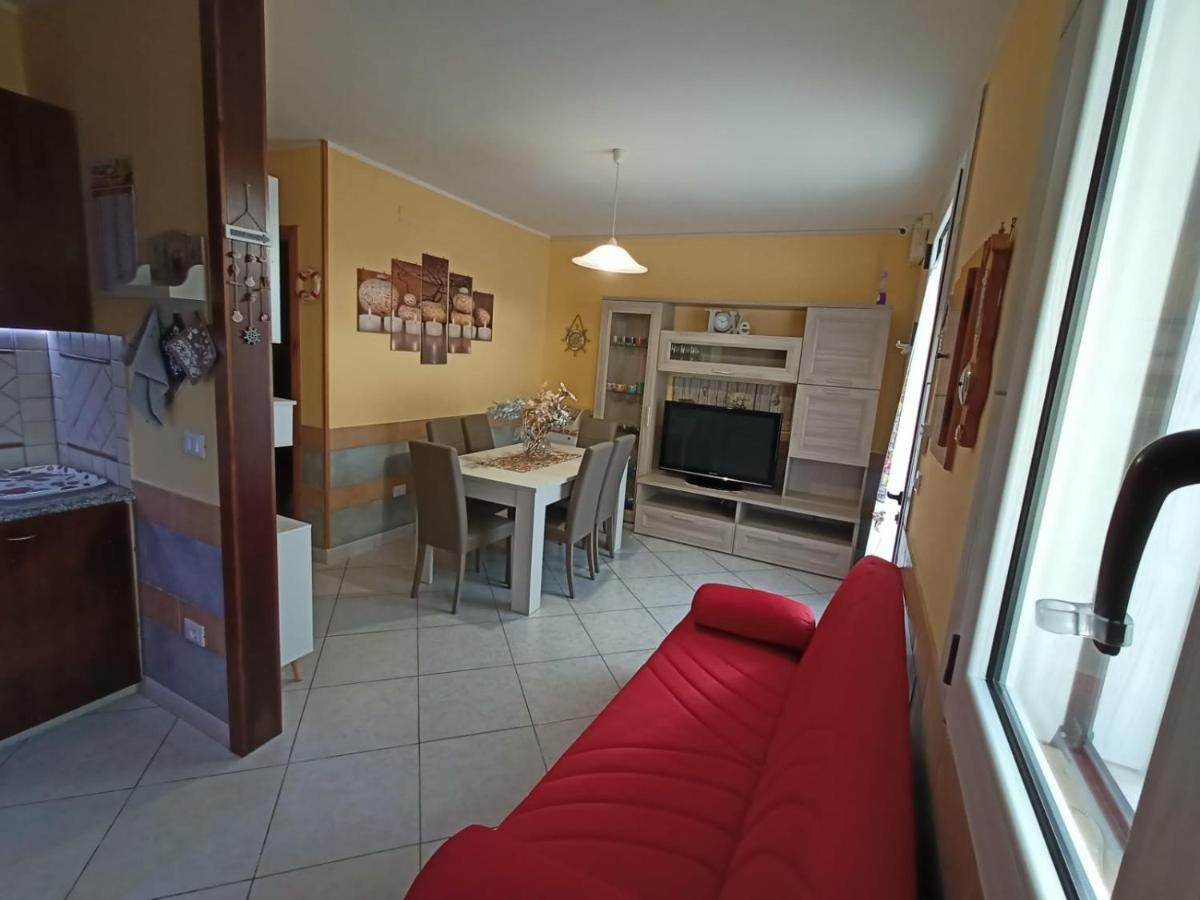 Villetta Poesia 50 M Dal Mare Con Giardino E Parcheggio Torre dell'Orso Exteriér fotografie