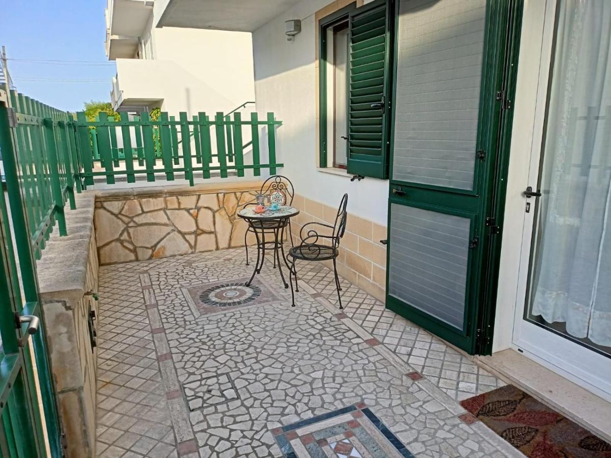 Villetta Poesia 50 M Dal Mare Con Giardino E Parcheggio Torre dell'Orso Exteriér fotografie